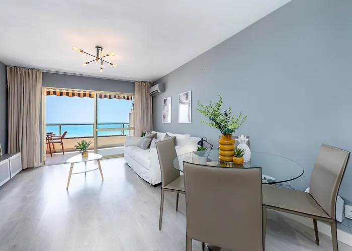 797holiday Rentals- Piso Contemporaneo Frente Al Mar Torremolinos
