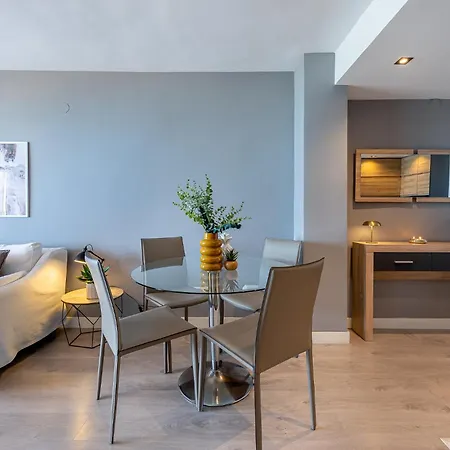 Апартаменти 797holiday Rentals- Piso Contemporaneo Frente Al Mar Торремолінос