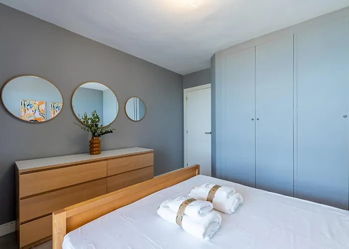 797holiday Rentals- Piso Contemporaneo Frente Al Mar Lägenhet